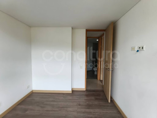 Apartamento en arriendo en Las Palmas, Medellín · foto 9 de 18