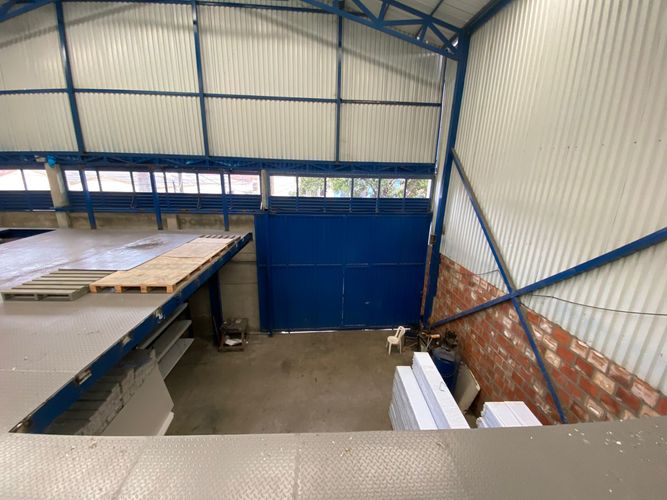 Bodega en venta en Troncal, Cali, 460 m² · foto 12 de 24