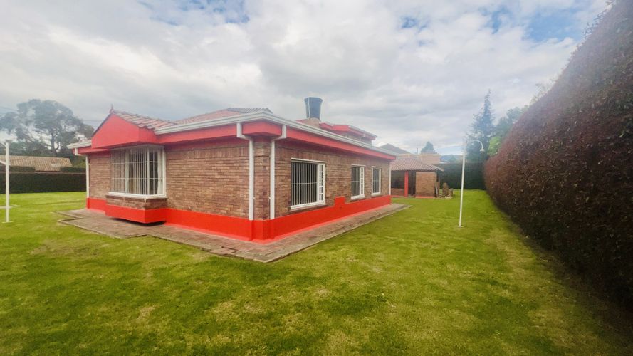 Casa de 5 alcobas en venta en Guaymaral, Bogotá, 486 m² · foto 5 de 24