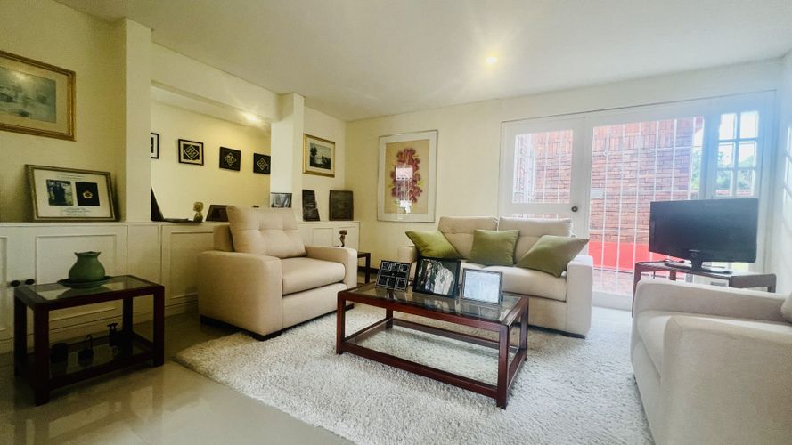 Casa de 5 alcobas en venta en Guaymaral, Bogotá, 486 m² · foto 14 de 24