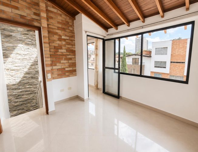 Casa de 4 alcobas en venta en Las Brisas, La Estrella, 150 m² · foto 16 de 24