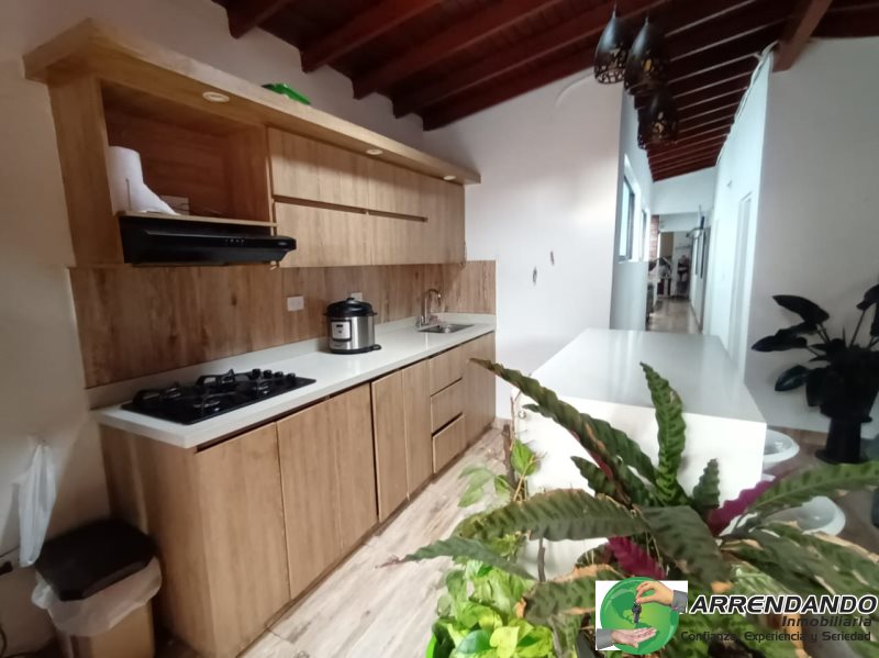 Apartamento en venta en Centro, Itagüí · foto 3 de 15