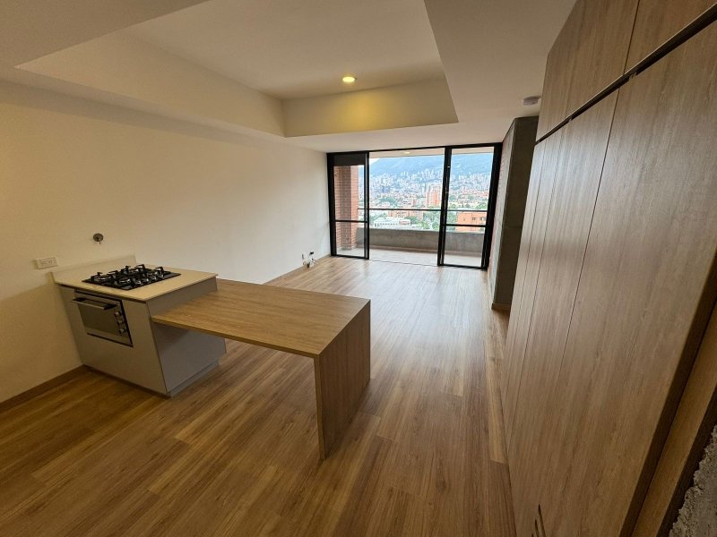 Apartamento en venta en Las Casitas, Envigado · foto 2 de 12
