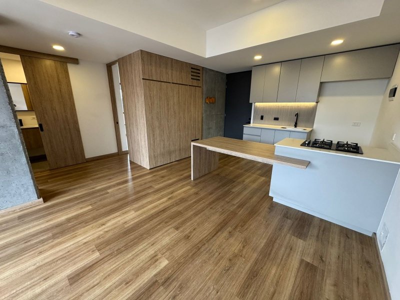 Apartamento en venta en Las Casitas, Envigado · foto 3 de 12