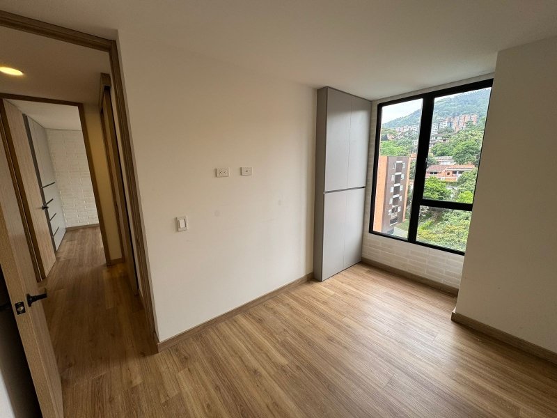 Apartamento en venta en Las Casitas, Envigado · foto 10 de 12