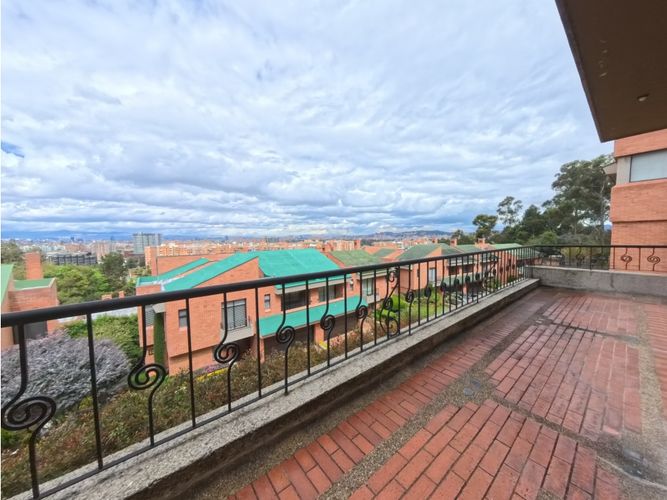 Casa de 4 alcobas en venta en Bosques Del Marques, Bogotá, 520 m² · foto 4 de 24