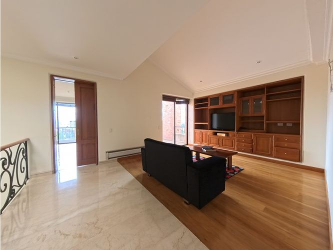 Casa de 4 alcobas en venta en Bosques Del Marques, Bogotá, 520 m² · foto 13 de 24