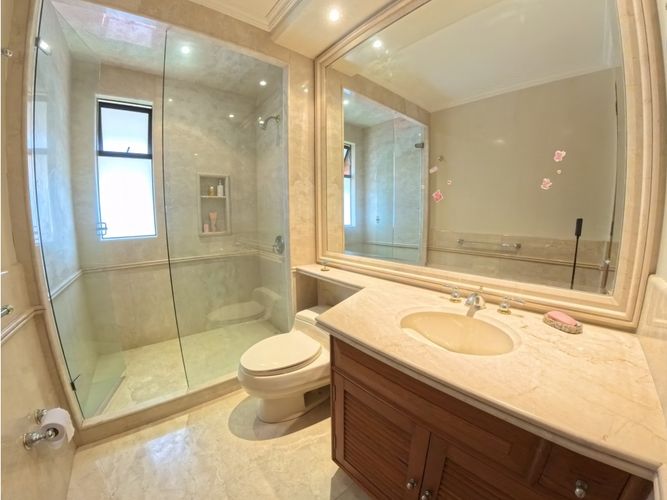Casa de 4 alcobas en venta en Bosques Del Marques, Bogotá, 520 m² · foto 19 de 24