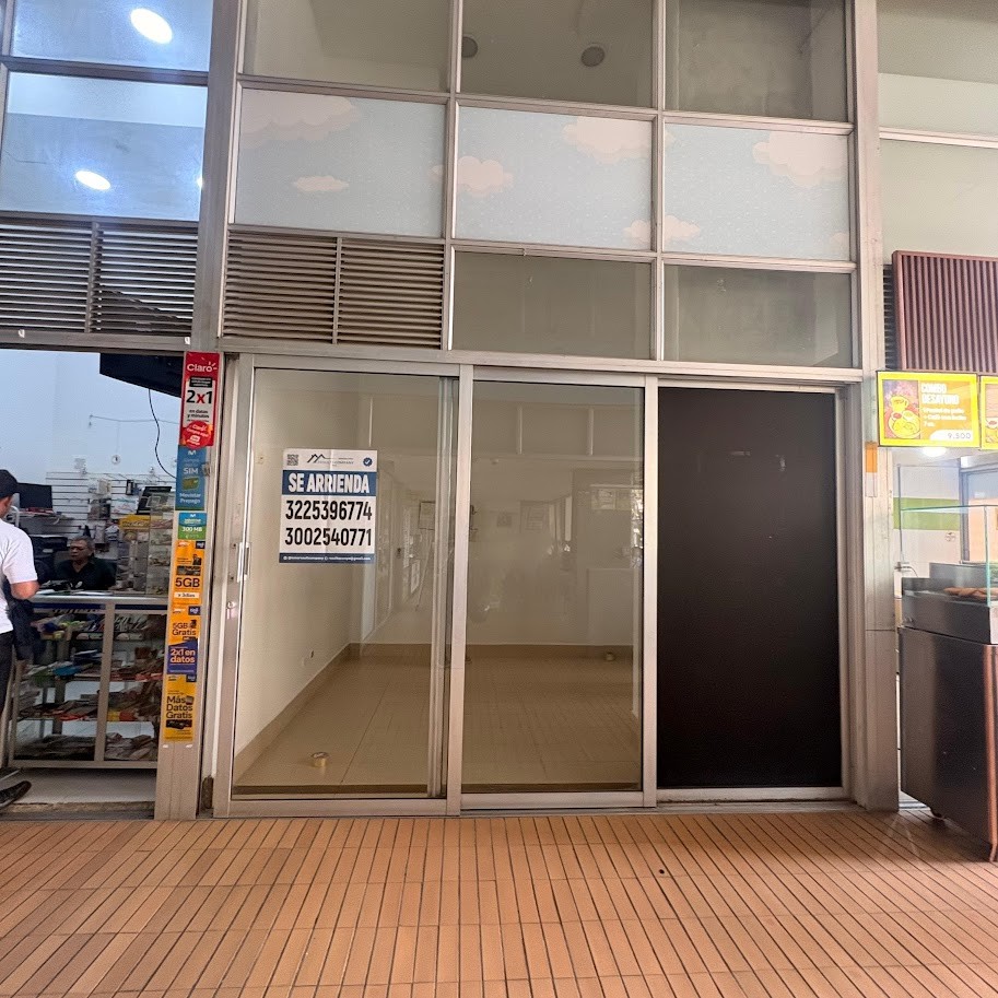 Retail space for rent in Niquia, Bello