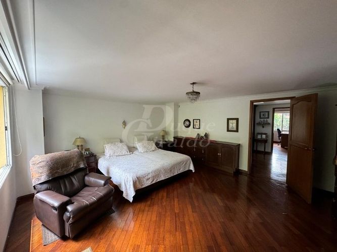 Casa de 3 alcobas en venta en Castropol, Medellín, 470 m² · foto 13 de 24