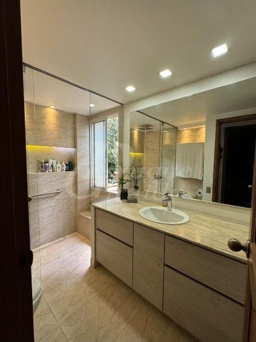 Casa de 3 alcobas en venta en Castropol, Medellín, 470 m² · foto 20 de 24