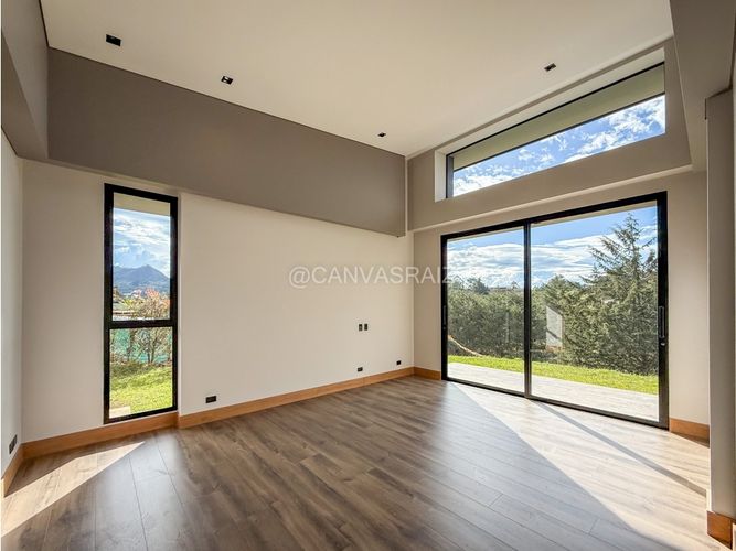 Casa de 4 alcobas en venta en Quirama, El Carmen de Viboral, 338 m² · foto 12 de 18