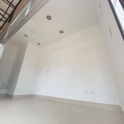 Local en arriendo en Niquia, Bello, 20 m² · foto 2 de 5