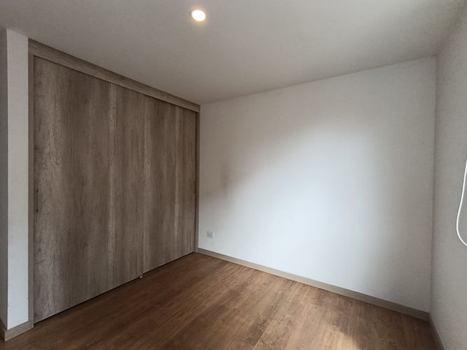 Apartamento de 2 alcobas en arriendo en El Poblado, Medellín, 75 m² · foto 8 de 13