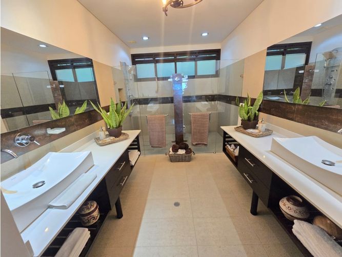 Casa de 4 alcobas en venta en Acopi, Cali, 380 m² · foto 6 de 23