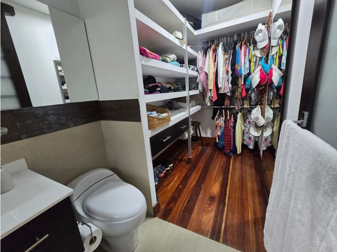 Casa de 4 alcobas en venta en Acopi, Cali, 380 m² · foto 11 de 23