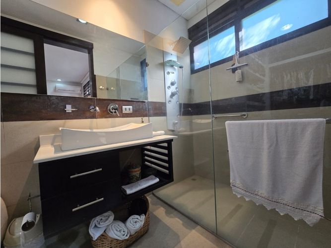 Casa de 4 alcobas en venta en Acopi, Cali, 380 m² · foto 13 de 23
