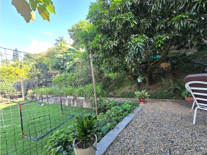 Casa de 4 alcobas en venta en Acopi, Cali, 380 m² · foto 21 de 23