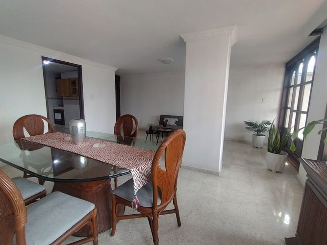 Apartamento de 3 alcobas en venta en San Vicente, Cali, 96 m² · foto 4 de 18