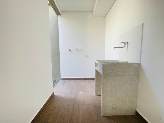 Casa de 3 alcobas en venta en La Ceja, 166 m² · foto 9 de 23