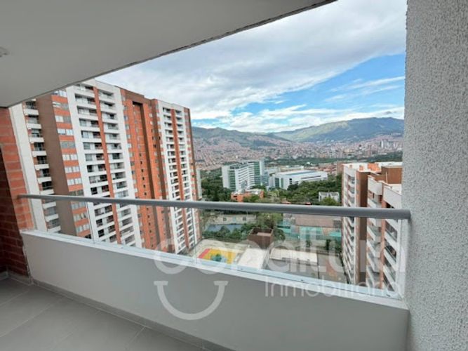 Apartamento de 2 alcobas en venta en Robledo, Medellín, 67 m² · foto 19 de 20