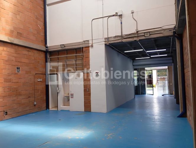 Bodega en arriendo en Chachafruto, Rionegro, 225 m² · foto 3 de 22