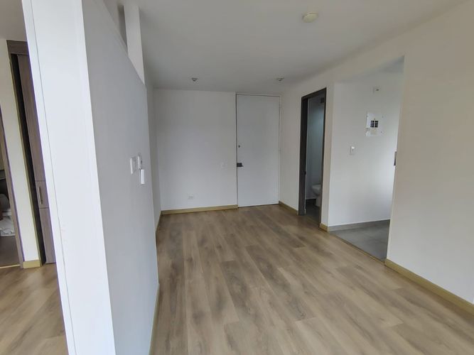Apartaestudio en venta en Gran Granada, Bogotá, 35 m² · foto 4 de 11