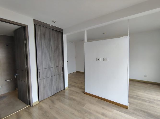 Apartaestudio en venta en Gran Granada, Bogotá, 35 m² · foto 6 de 11