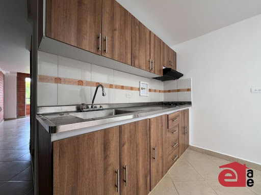 Apartamento en venta en Los Naranjos, Envigado · foto 2 de 14