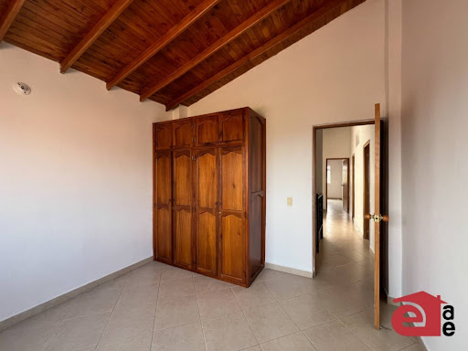 Apartamento en venta en Los Naranjos, Envigado · foto 5 de 14