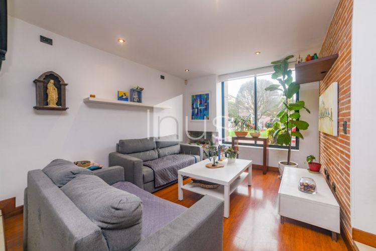 Casa de 3 alcobas en venta en La Estrella, Chía, 158 m² · foto 3 de 17