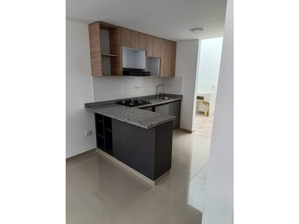 Casa en venta en Mirador De Llano Grande, Pereira · foto 2 de 11