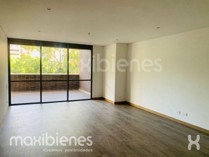 Apartamento de 1 alcoba en arriendo en San Lucas, Envigado, 97 m² · foto 8 de 14