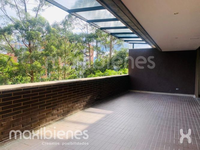 Apartamento de 1 alcoba en arriendo en San Lucas, Envigado, 97 m² · foto 10 de 14