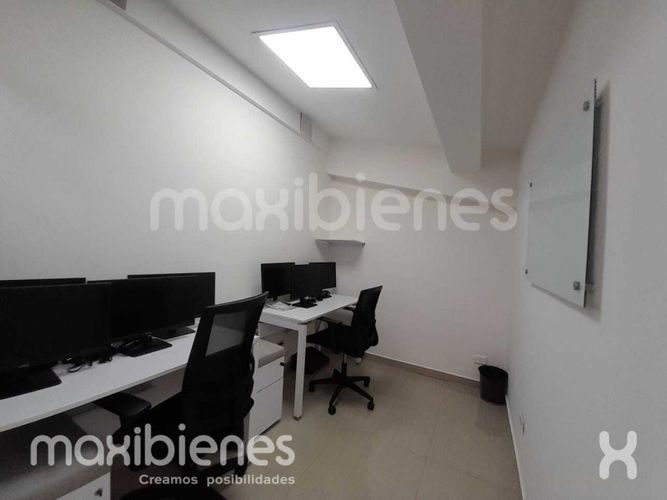 Oficina en arriendo en El Poblado, Medellín, 165 m² · foto 7 de 16