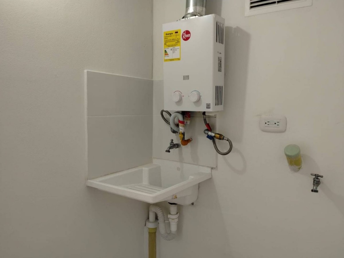 Apartamento en venta en Aurora Et. I, Bogotá · foto 2 de 24