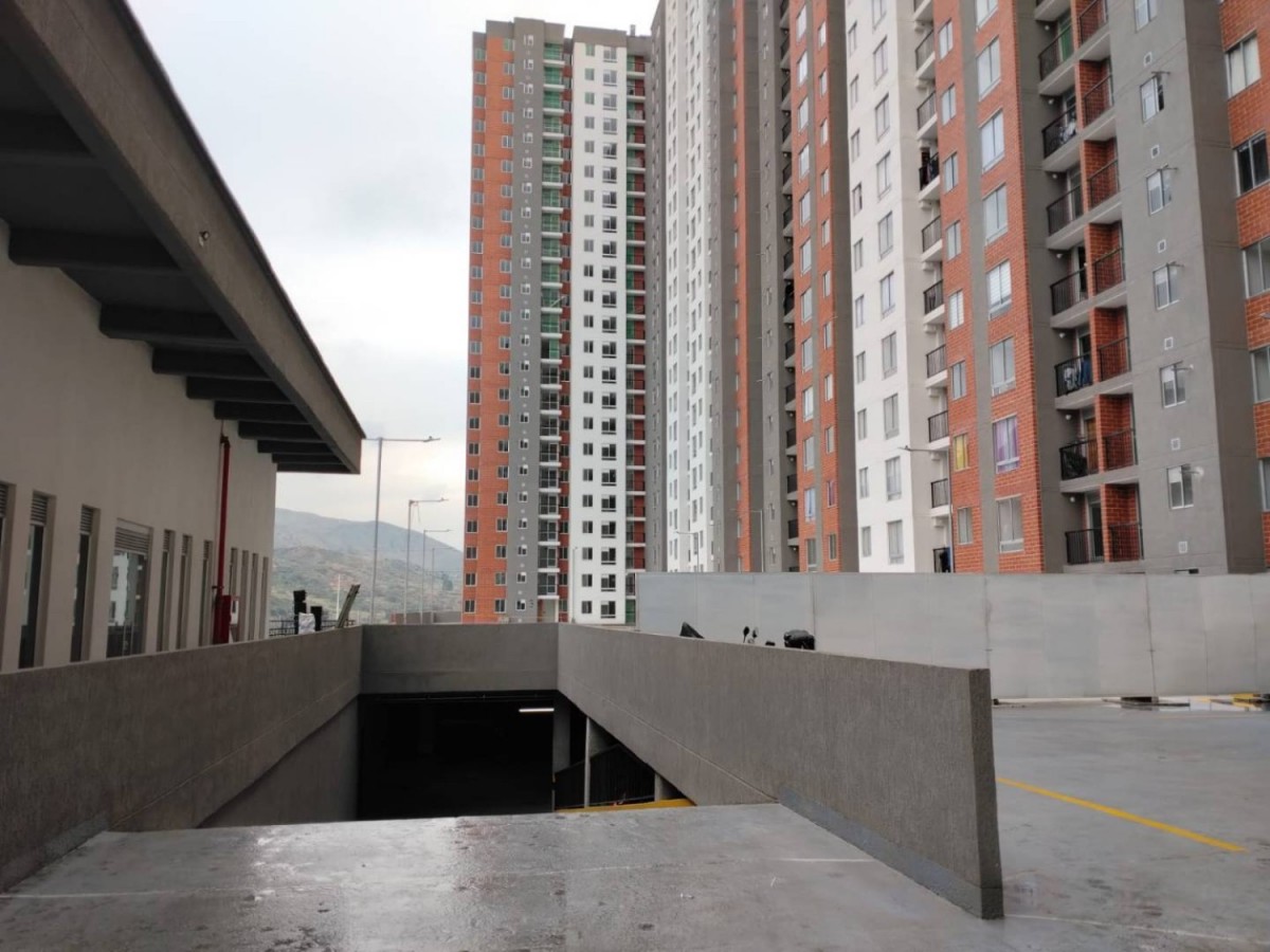 Apartamento en venta en Aurora Et. I, Bogotá · foto 18 de 24