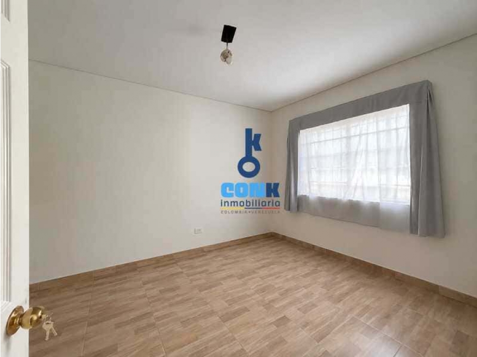 Casa en venta en Galerias, Bogotá · foto 10 de 14