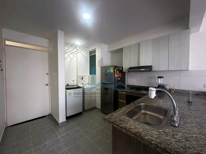 Apartamento de 2 alcobas en venta en Aqualina, Girardot, 52 m² · foto 3 de 21