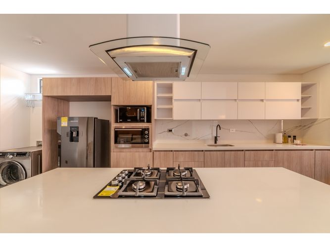 Apartamento de 3 alcobas en venta en Conquistadores, Medellín, 104 m² · foto 7 de 24
