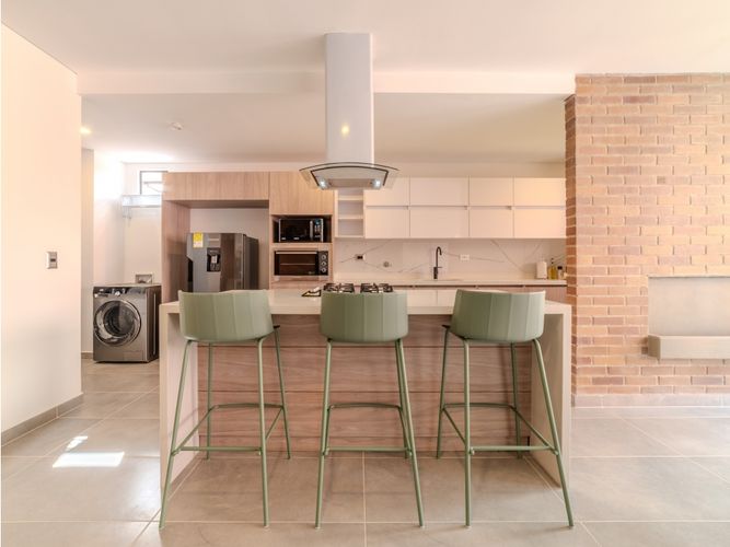 Apartamento de 3 alcobas en venta en Conquistadores, Medellín, 104 m² · foto 13 de 24