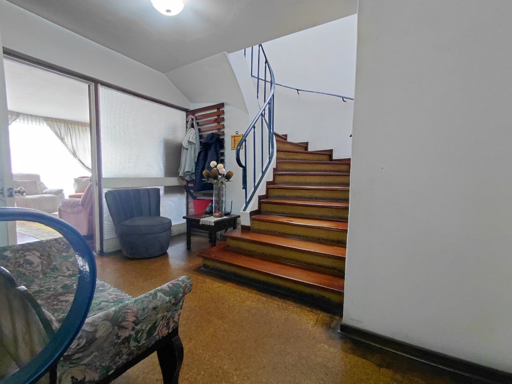 Casa en venta en Galerias, Bogotá · foto 3 de 24