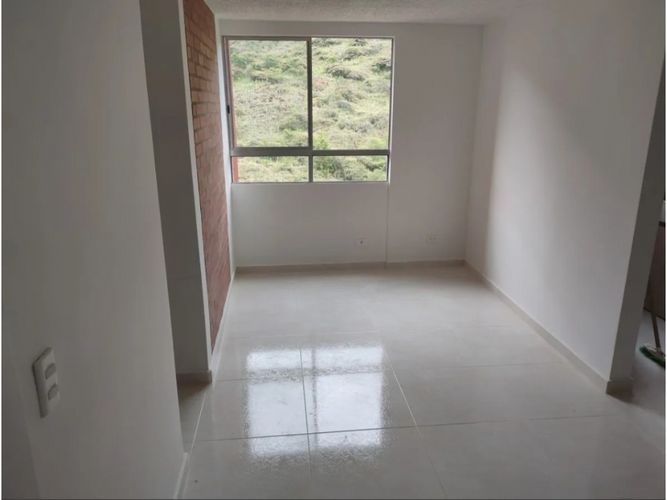 Apartaestudio en venta en Santa Ana, Bello, 48 m² · foto 2 de 8