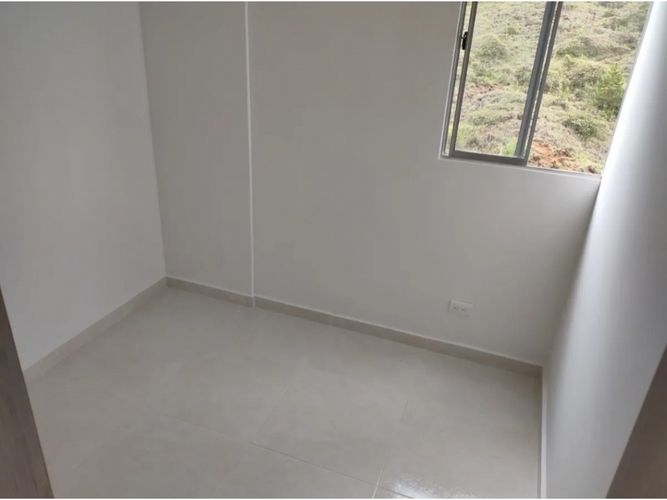 Apartaestudio en venta en Santa Ana, Bello, 48 m² · foto 3 de 8