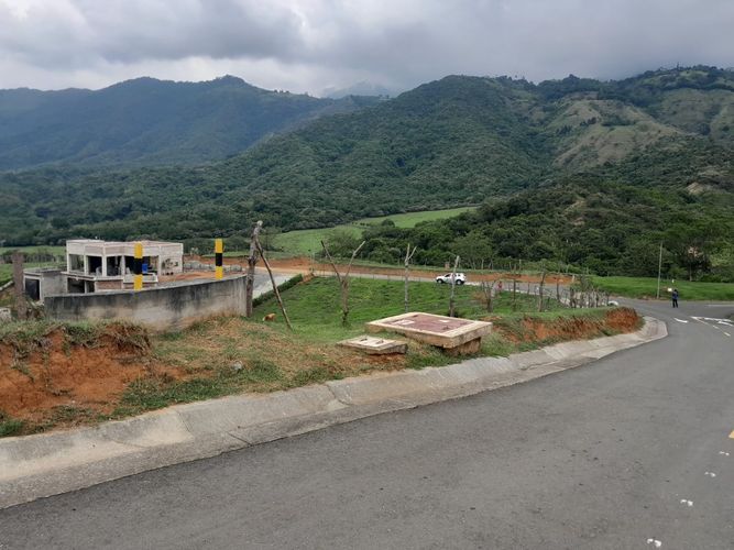 Lote en venta en Tablones, Palmira, 3000 m² · foto 3 de 12
