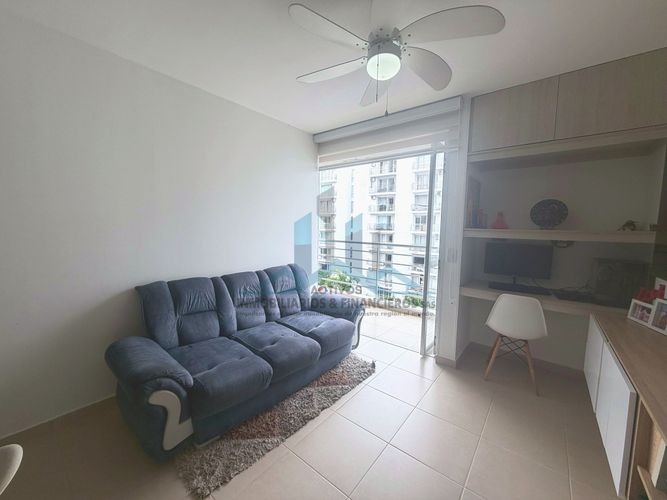 Apartamento de 2 alcobas en venta en Aqualina, Girardot, 52 m² · foto 2 de 22