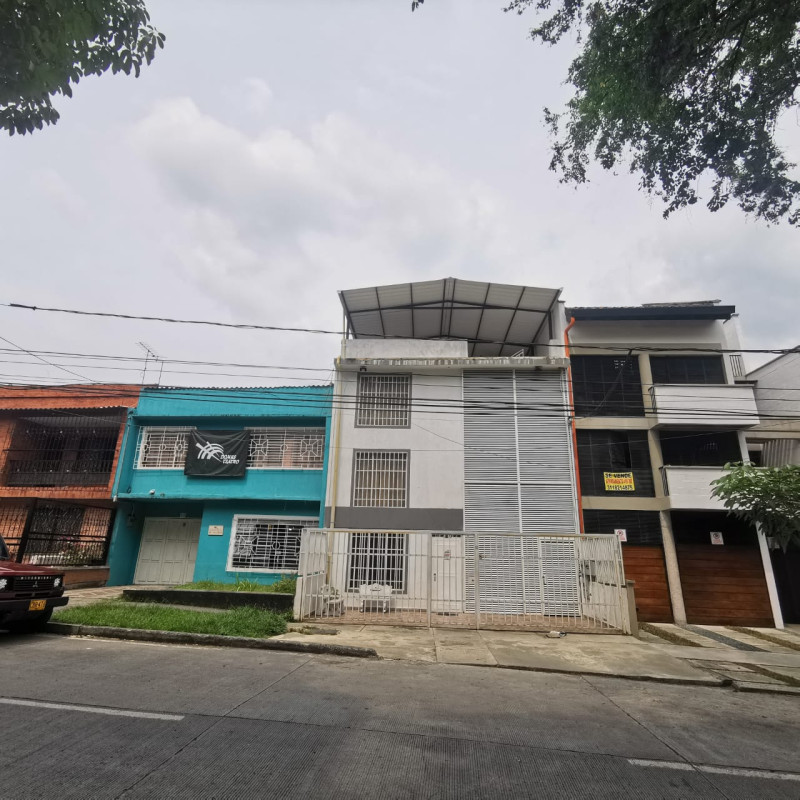 Casa en Arriendo en San fernando viejo, Cali