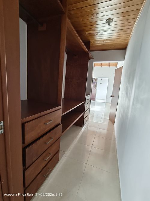 Casa de 4 alcobas en venta en Conjunto Residencial Versalles I, Floridablanca, 132 m² · foto 10 de 19