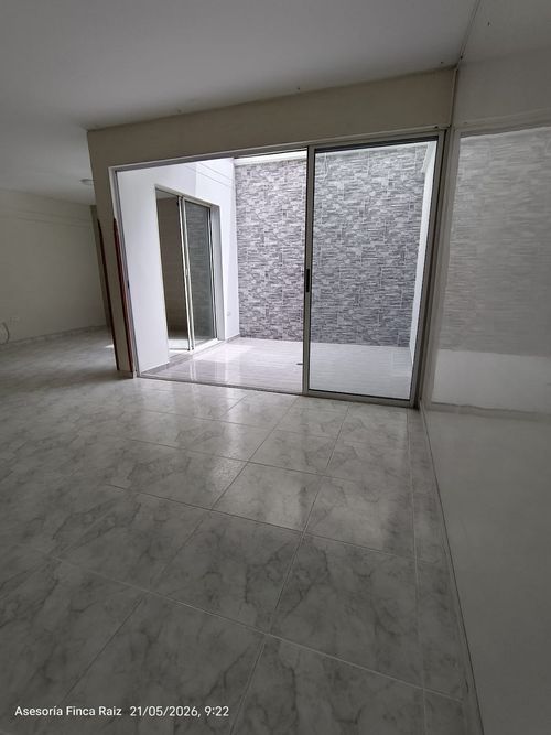 Casa de 4 alcobas en venta en Conjunto Residencial Versalles I, Floridablanca, 132 m² · foto 13 de 19