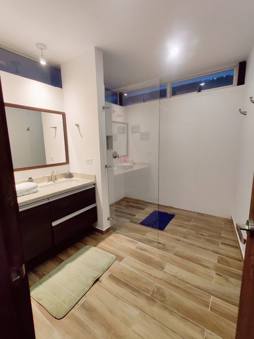 Casa de 4 alcobas en venta en Loma Del Escobero, Envigado · foto 4 de 19
